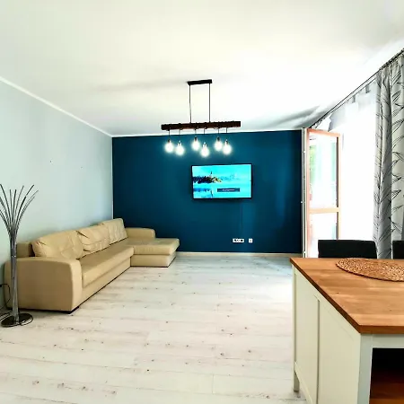 Apartament Apartament Wyszyńskiego z garażem