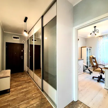 Apartament Apartament Wyszyńskiego z garażem