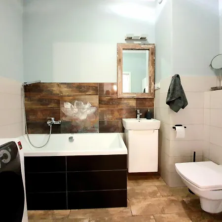 Apartament Apartament Wyszyńskiego z garażem *